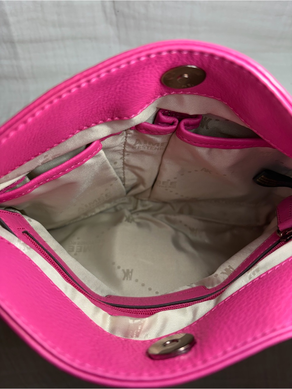 Aimee Kestenberg Hot Pink Leather Crossbody Bag NWT - Picture 5 of 10